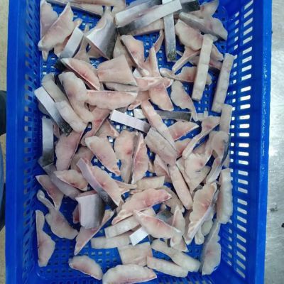 Pangasius slice skin on