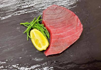 VIETNAM EXPORTS A LOT OF FROZEN TUNA MEAT/LOIN  PRODUCTS TO SPAIN